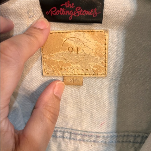 Cotton On womens The Rolling Stones denim jacket blue small - Picture 2 of 5